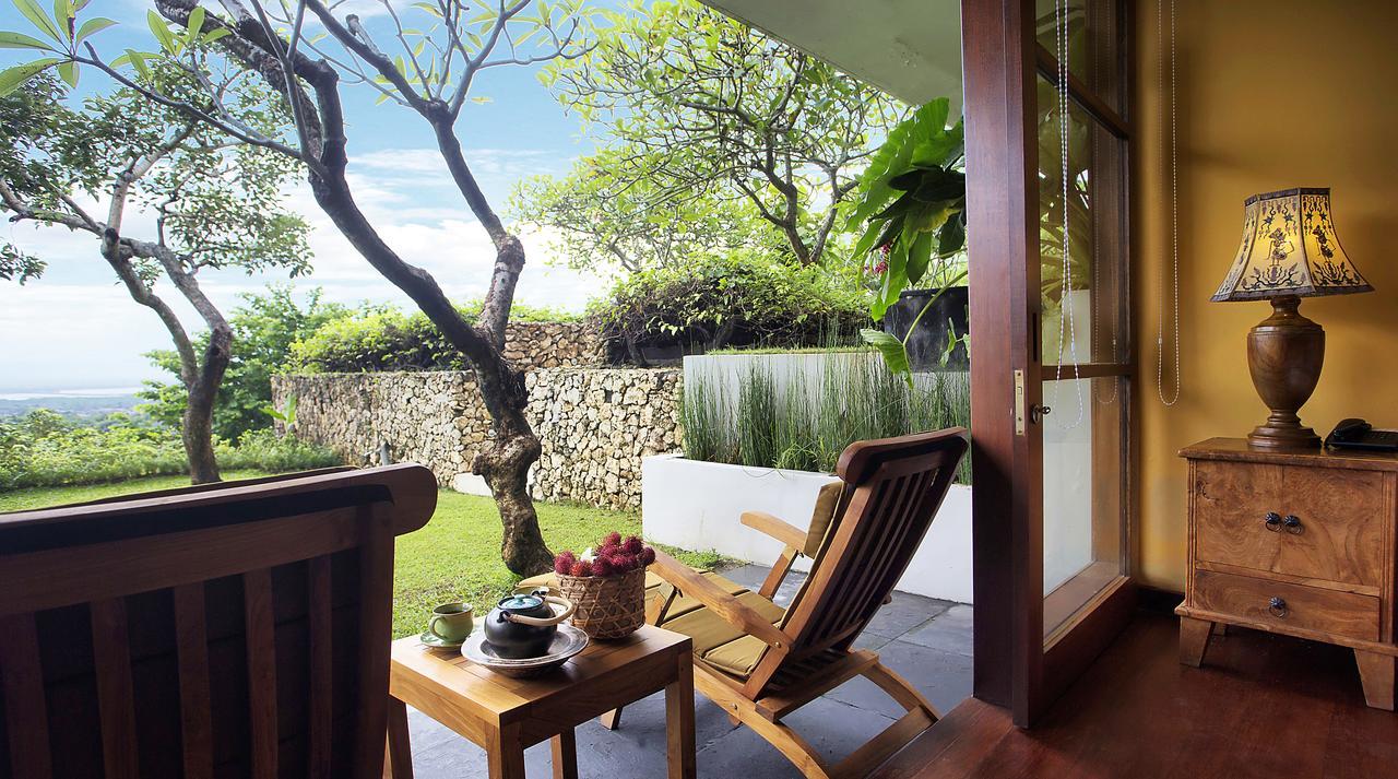 The Longhouse, Jimbaran - Bali Ξενοδοχείο Εξωτερικό φωτογραφία