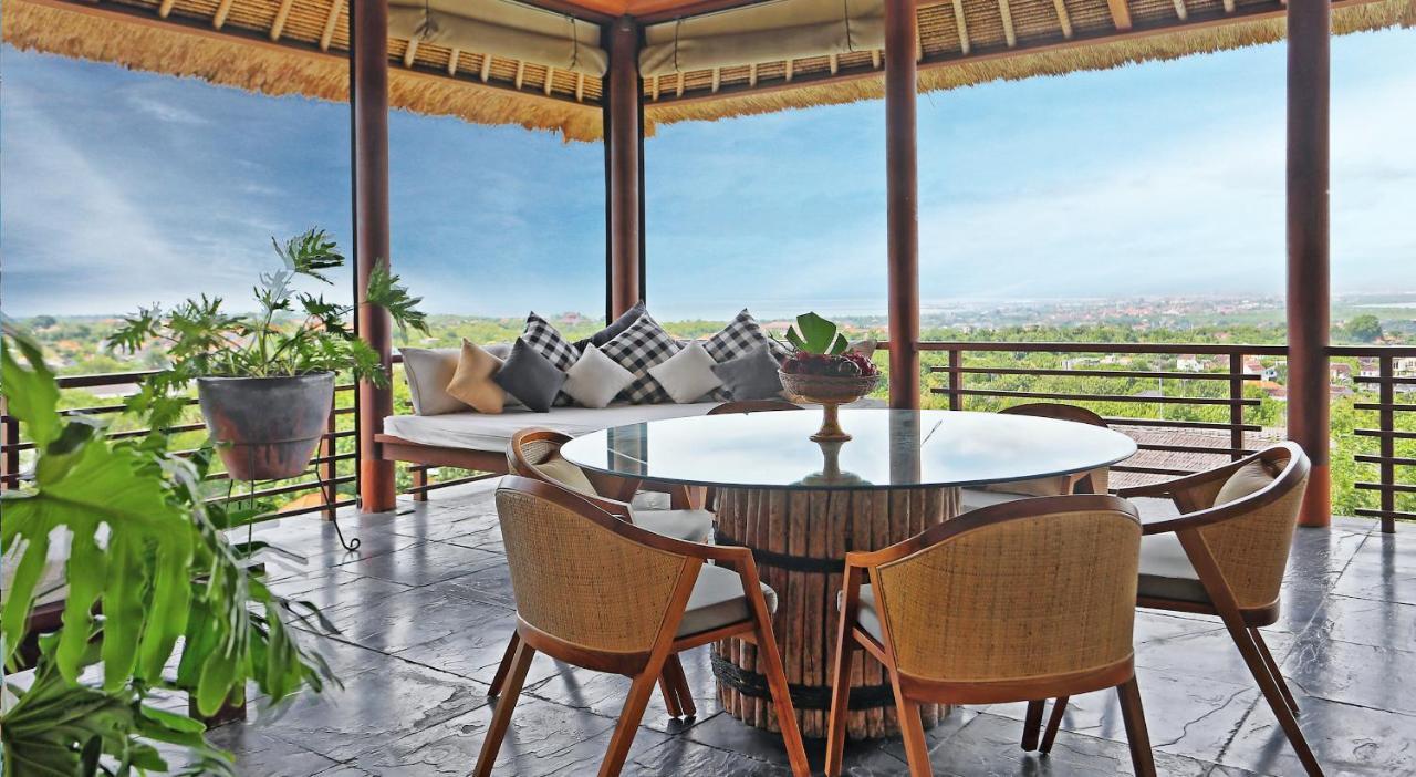 The Longhouse, Jimbaran - Bali Ξενοδοχείο Εξωτερικό φωτογραφία