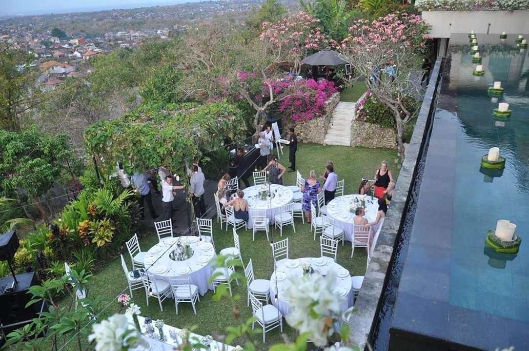 The Longhouse, Jimbaran - Bali Ξενοδοχείο Εξωτερικό φωτογραφία